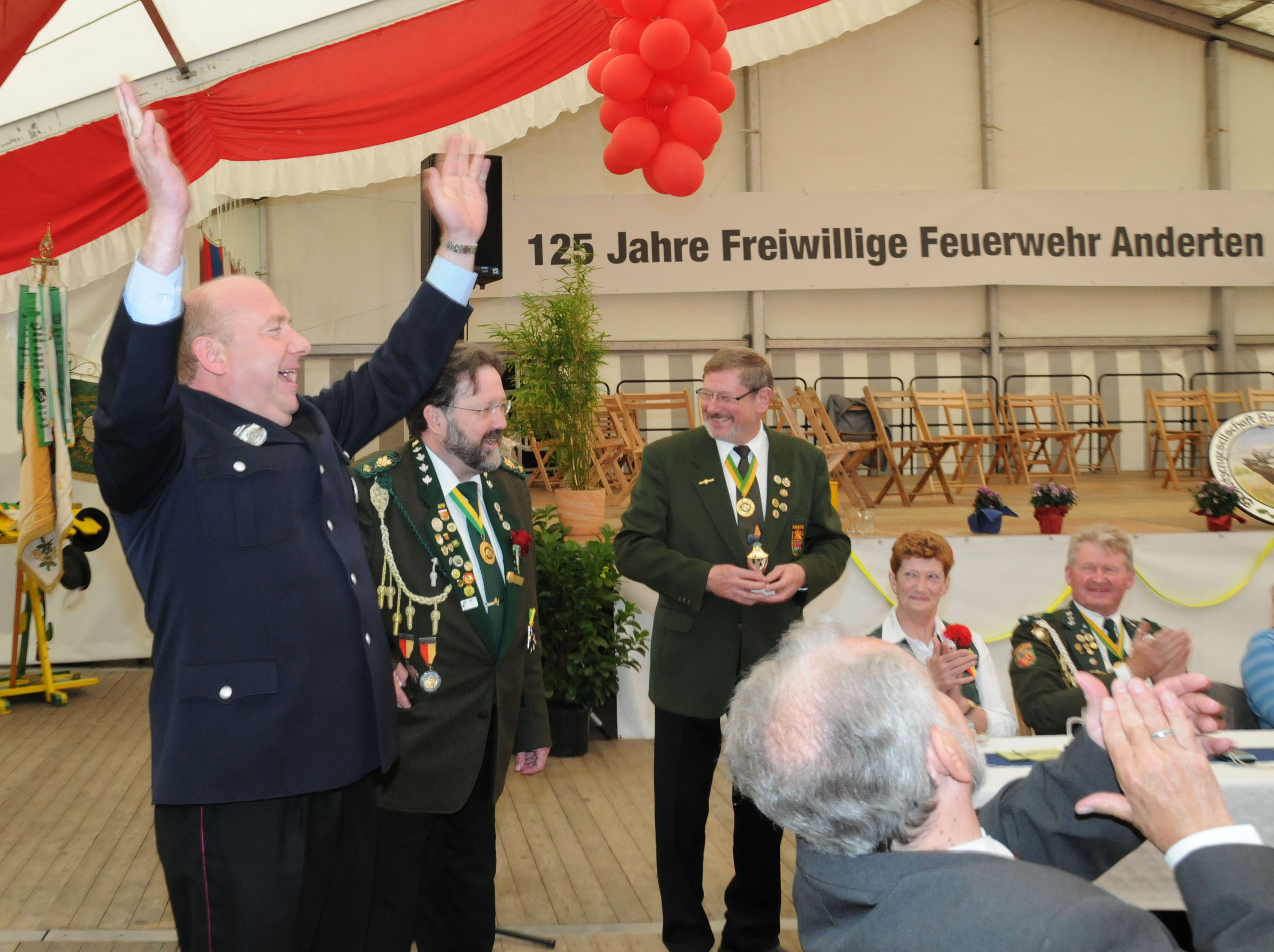 fsvf-20120715_083_125_jahre_freiwilige_feuerwehr_mit_ulrich.jpg